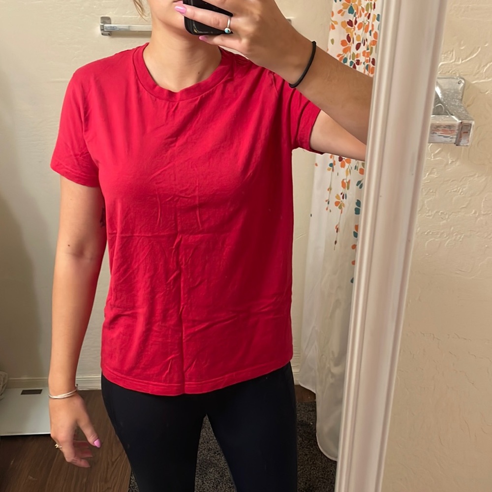 Simple tee - Picture 2 of 3